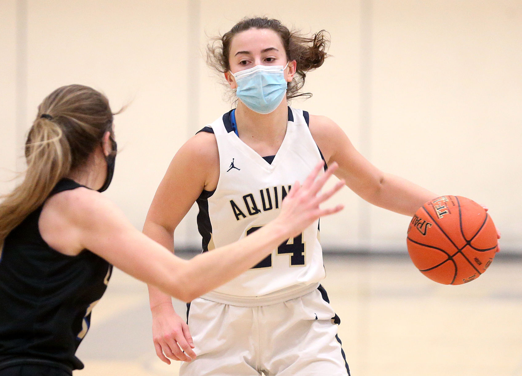 December 28: Lake Mills vs Aquinas